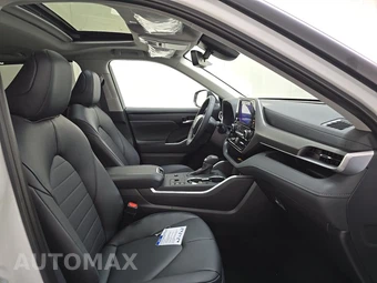 2025 Toyota Highlander Hybrid XLE - miniatura 8