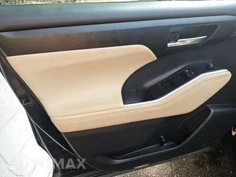 2025 Toyota Highlander Hybrid XLE - miniatura 9