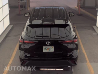 2025 Toyota Highlander LE - miniatura 6