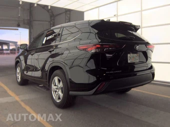 2025 Toyota Highlander LE - miniatura 8