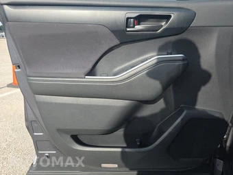 2025 Toyota Highlander LE - miniatura 15