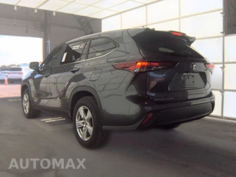 2025 Toyota Highlander LE - miniatura 8
