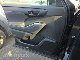 2025 Toyota Highlander LE - miniatura 15