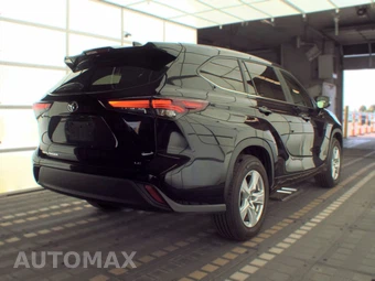 2025 Toyota Highlander LE - miniatura 5