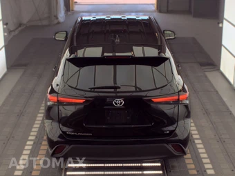 2025 Toyota Highlander LE - miniatura 6