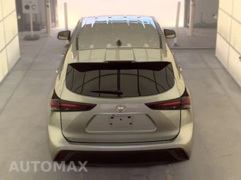 2025 Toyota Highlander LE - miniatura 6