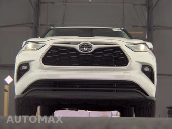 2025 Toyota Highlander LE - miniatura 3