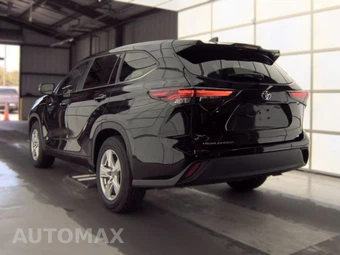 2025 Toyota Highlander LE - miniatura 6