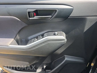 2025 Toyota Highlander LE - miniatura 9