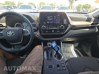 2025 Toyota Highlander LE - miniatura 10