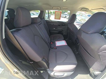 2025 Toyota Highlander LE - miniatura 17