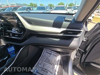 2025 Toyota Highlander LE - miniatura 20