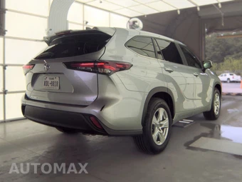 2025 Toyota Highlander LE - miniatura 5