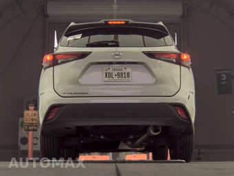 2025 Toyota Highlander LE - miniatura 7