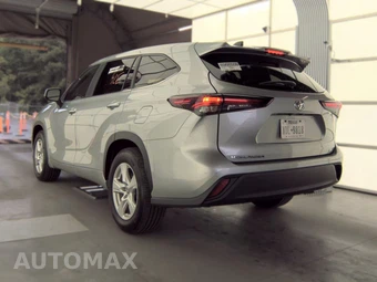 2025 Toyota Highlander LE - miniatura 8