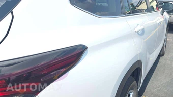 2025 Toyota Highlander LE - miniatura 23