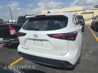2025 Toyota Highlander LE - miniatura 5