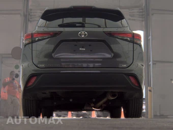 2025 Toyota Highlander LE - miniatura 7