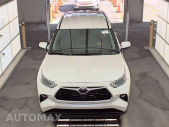 2025 Toyota Highlander LE - miniatura 2