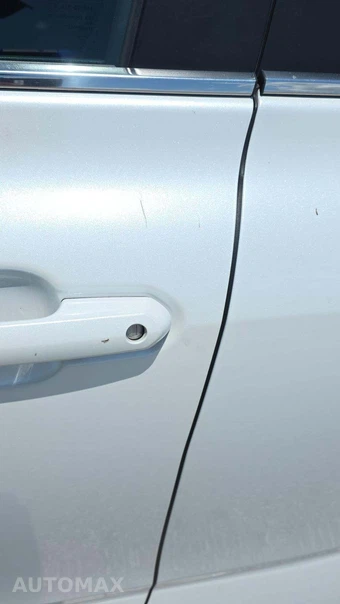 2025 Toyota Highlander LE - miniatura 29