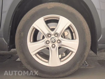 2025 Toyota Highlander LE - miniatura 10
