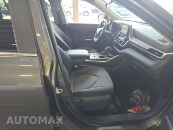 2025 Toyota Highlander LE - miniatura 14
