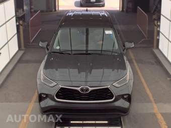 2025 Toyota Highlander LE - miniatura 2