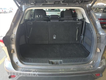 2025 Toyota Highlander LE - miniatura 23