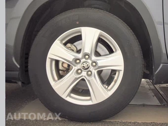 2025 Toyota Highlander LE - miniatura 9