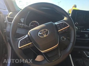2025 Toyota Highlander LE - miniatura 16