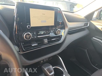 2025 Toyota Highlander LE - miniatura 17