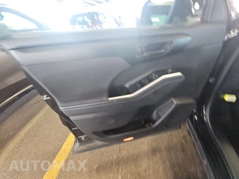 2025 Toyota Highlander LE - miniatura 15