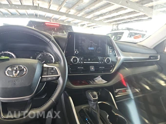 2025 Toyota Highlander LE - miniatura 17