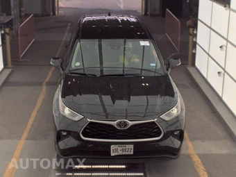 2025 Toyota Highlander LE - miniatura 2