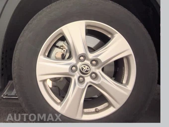 2025 Toyota Highlander LE - miniatura 9