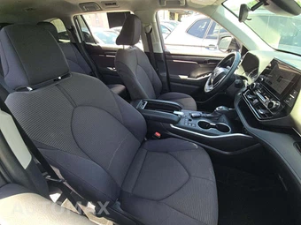 2025 Toyota Highlander LE - miniatura 19