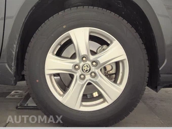 2025 Toyota Highlander LE - miniatura 10