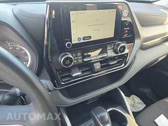 2025 Toyota Highlander LE - miniatura 17