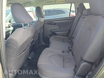 2025 Toyota Highlander LE - miniatura 19