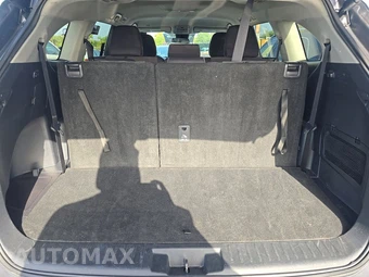 2025 Toyota Highlander LE - miniatura 24