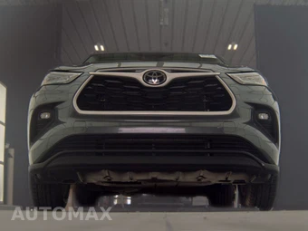 2025 Toyota Highlander LE - miniatura 3
