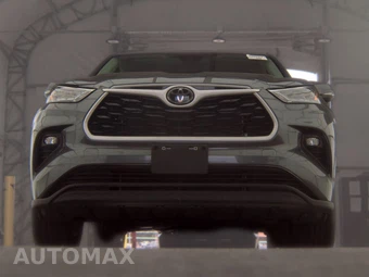 2025 Toyota Highlander LE - miniatura 3