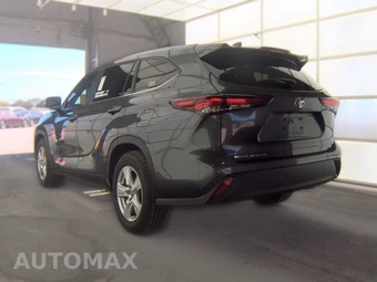 2025 Toyota Highlander LE - miniatura 8