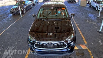 2025 Toyota Highlander LE - miniatura 2