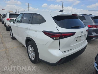 2025 Toyota Highlander LE - miniatura 6