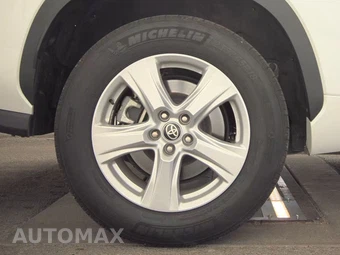 2025 Toyota Highlander LE - miniatura 11