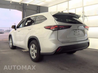 2025 Toyota Highlander LE - miniatura 8