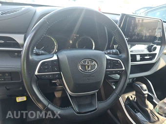 2025 Toyota Highlander LE - miniatura 15