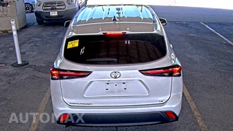 2025 Toyota Highlander LE - miniatura 5
