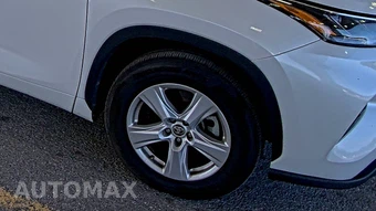 2025 Toyota Highlander LE - miniatura 8